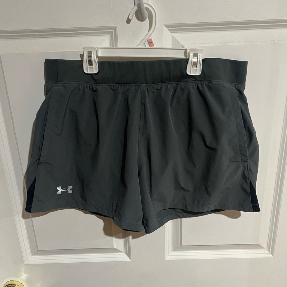 Under Armour Running Shorts XL